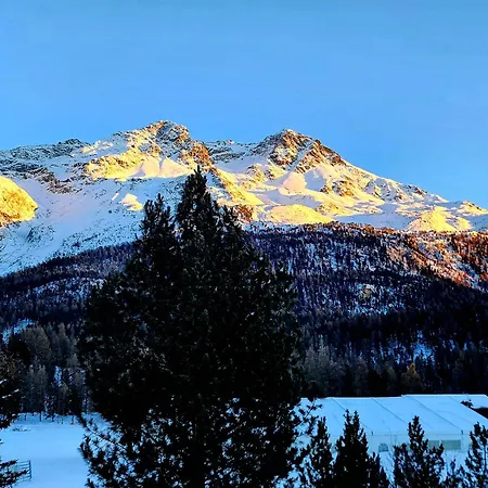 Modernes Alpenstudio Mit Bergblick, Pool Und Sauna * St. Moritz