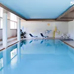Modernes Alpenstudio Mit Bergblick, Pool Und Sauna شقة