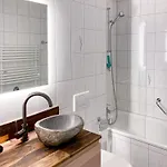 Modernes Alpenstudio Mit Bergblick, Pool Und Sauna شقة سانت موريتز
